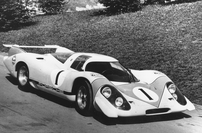 Illustration for article titled The Ten Greatest Moments In Le Mans History